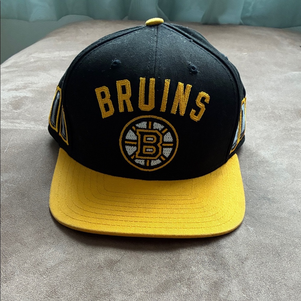 Bruins Black and Yellow Cap